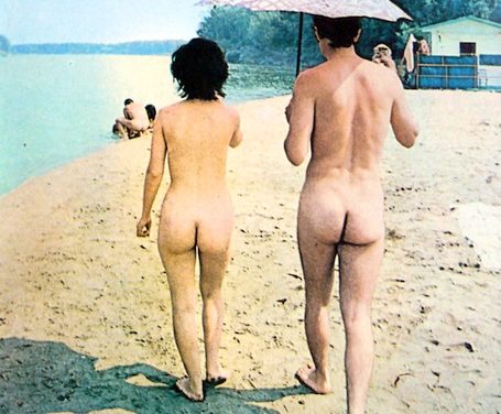 Diciottenne aspirante nudista scrive alla rivista “Men”